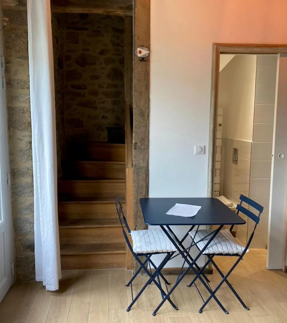 Le Pas Saint Joseph Bed and Breakfast Bed & Breakfast Saint-Malo